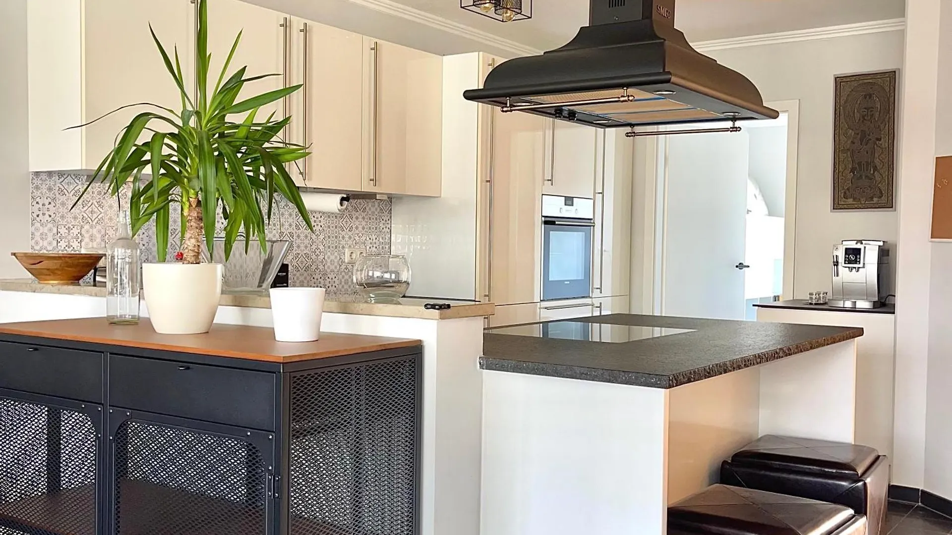 Modernes Designer Apartment Mit Balkon 5 Min Zum Oktoberfest & City Mnichov